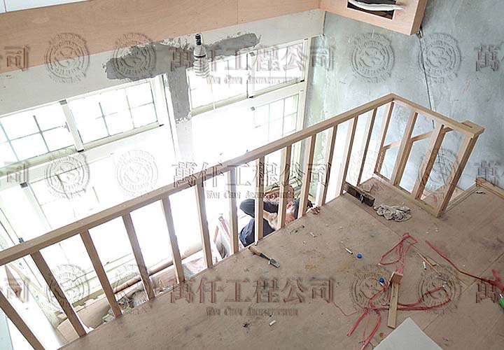 33/51 澎湖.馬公(顏公館)32 夾層一景(業主一族人的精神指標，93歲的老奶奶很高興喔!!!)。