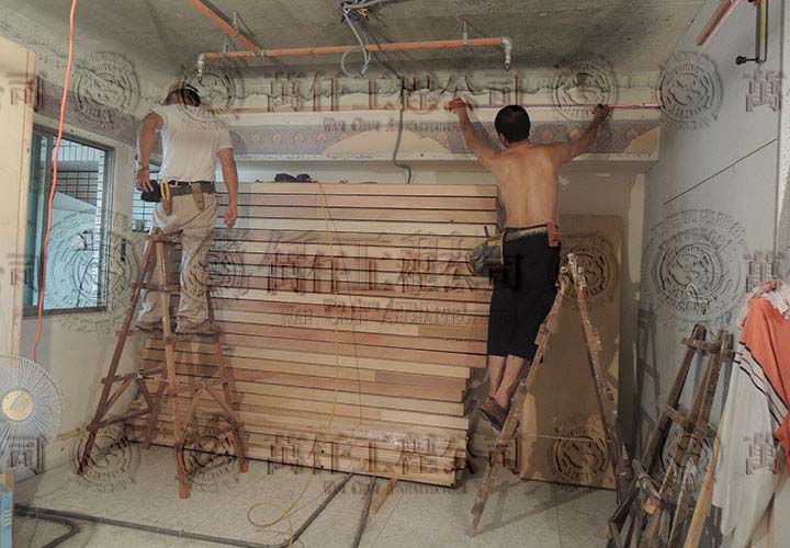 22/31 尺寸客製化，分類好的板材放置一景。(進行中)