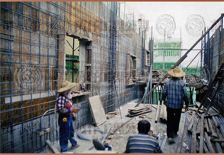 14/19 高雄.鼓山區(田、劉公館)13 建物邊牆以雙層4分高拉筋施工，增強結構。