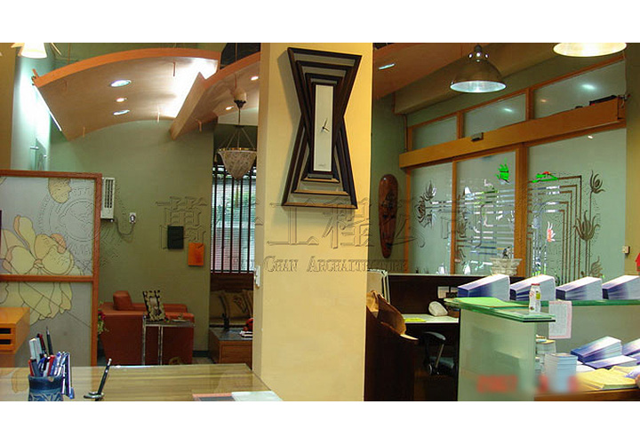 13/21 高雄.前鎮區(泰坦室內設計)12 整修後的待客區天花板。